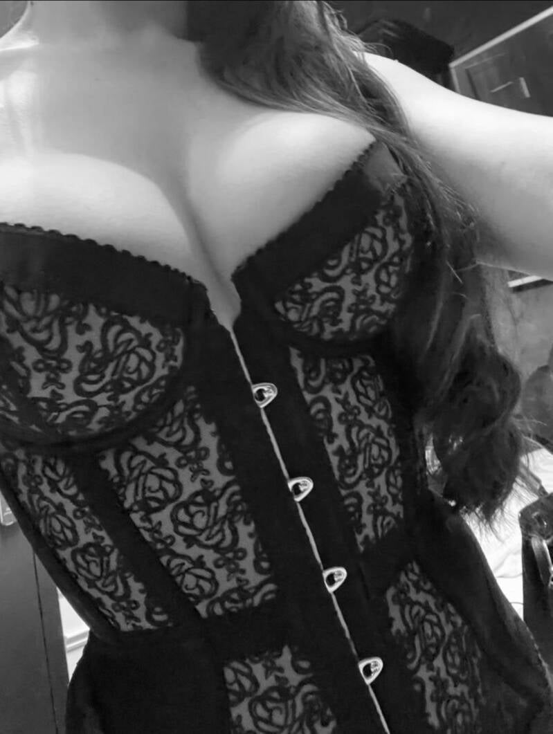 high-class-escort-leipzig-24