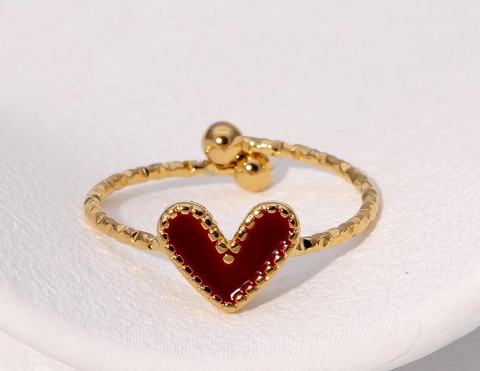 verstelbaar ring met rode hartje
