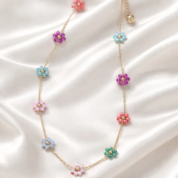 Stainless Steel goud kleurige ketting met bloemetjes