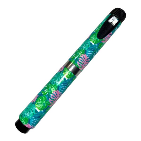 Lilly P Leaf Design- Glossy Finish