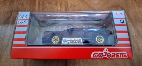 LAMBORGHINI COUNTACH