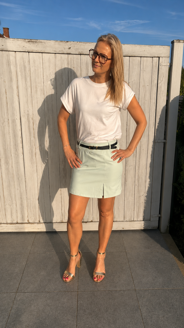 Mintgroene shortrok