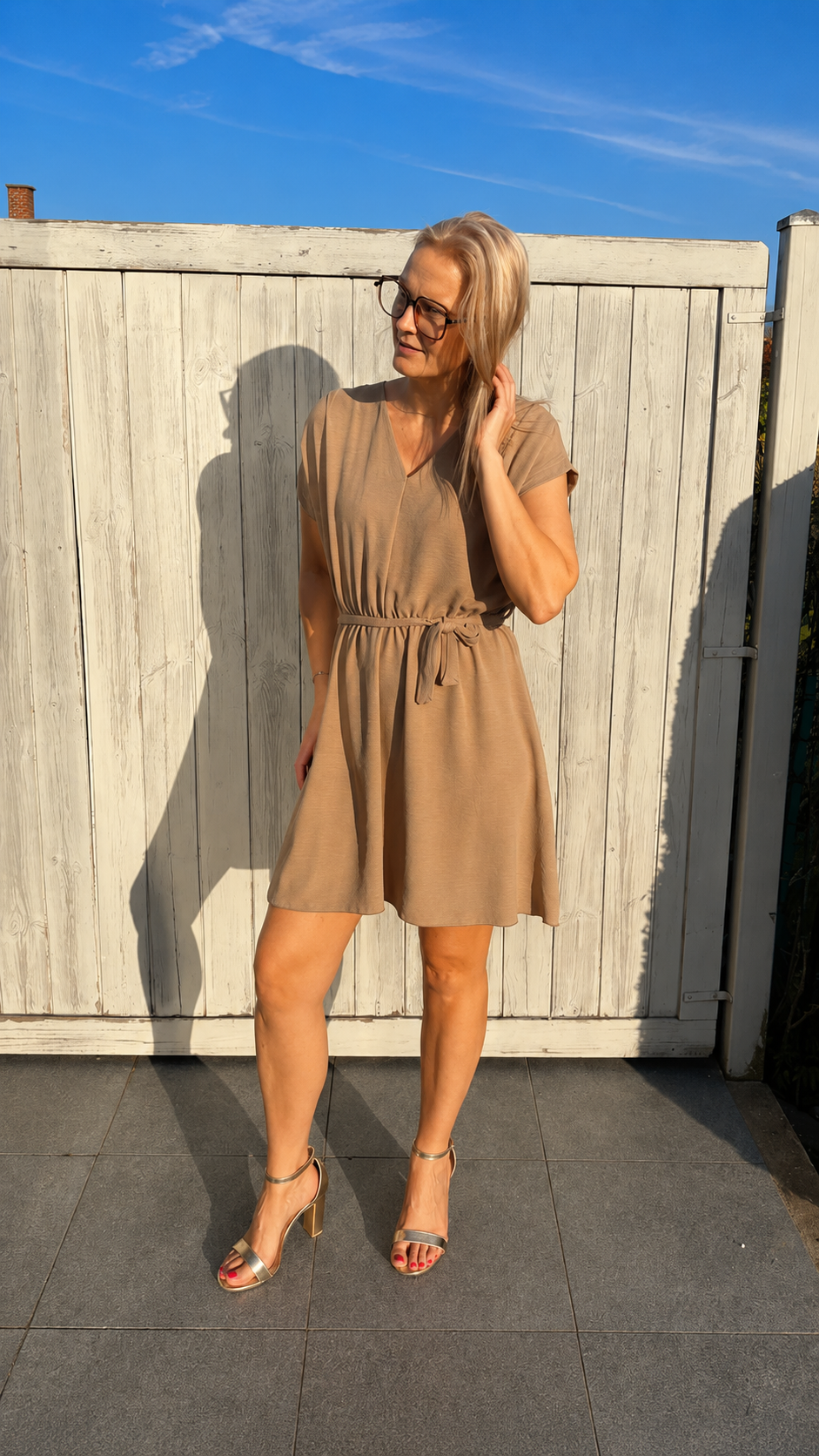 Beige jurk