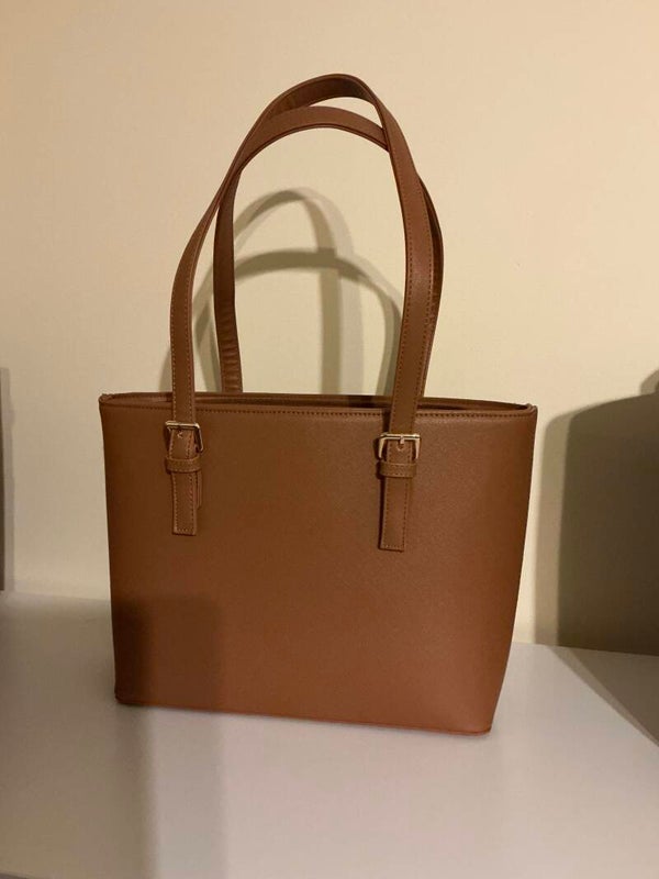 Bruine middelgrote handtas