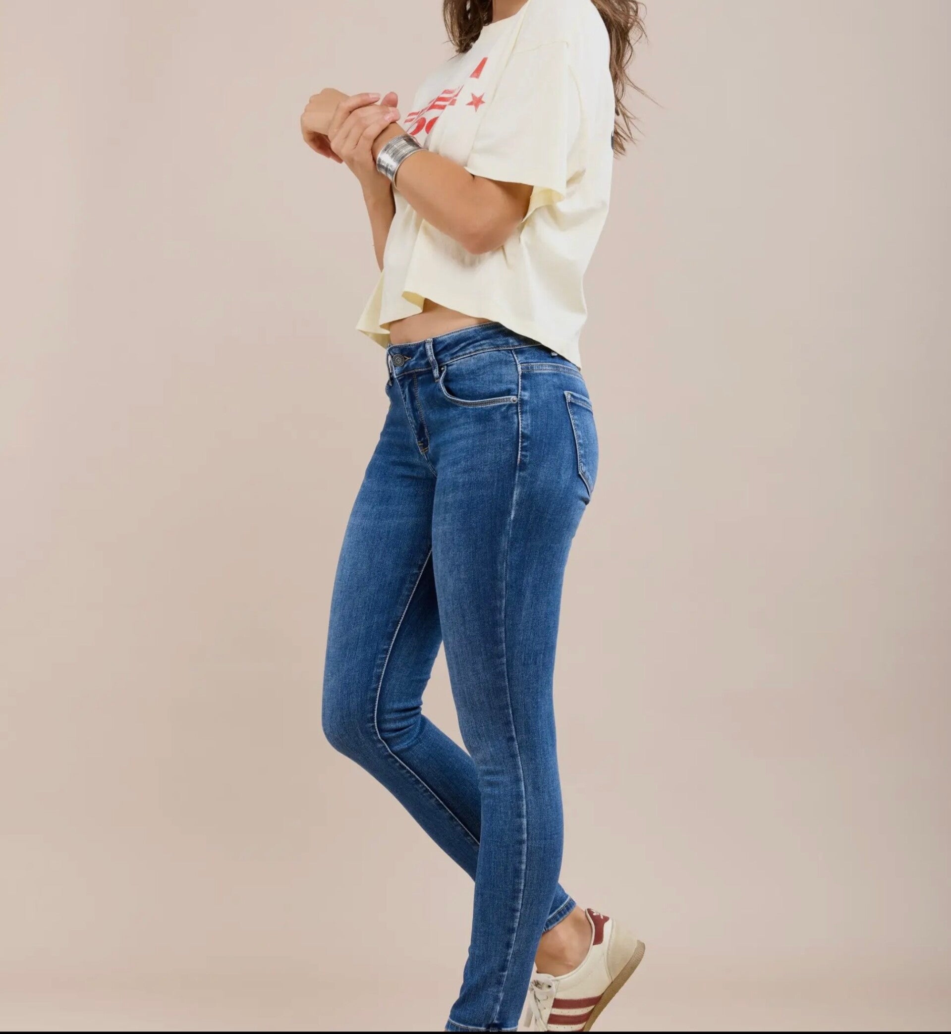 Donkerblauwe slim fit jeans