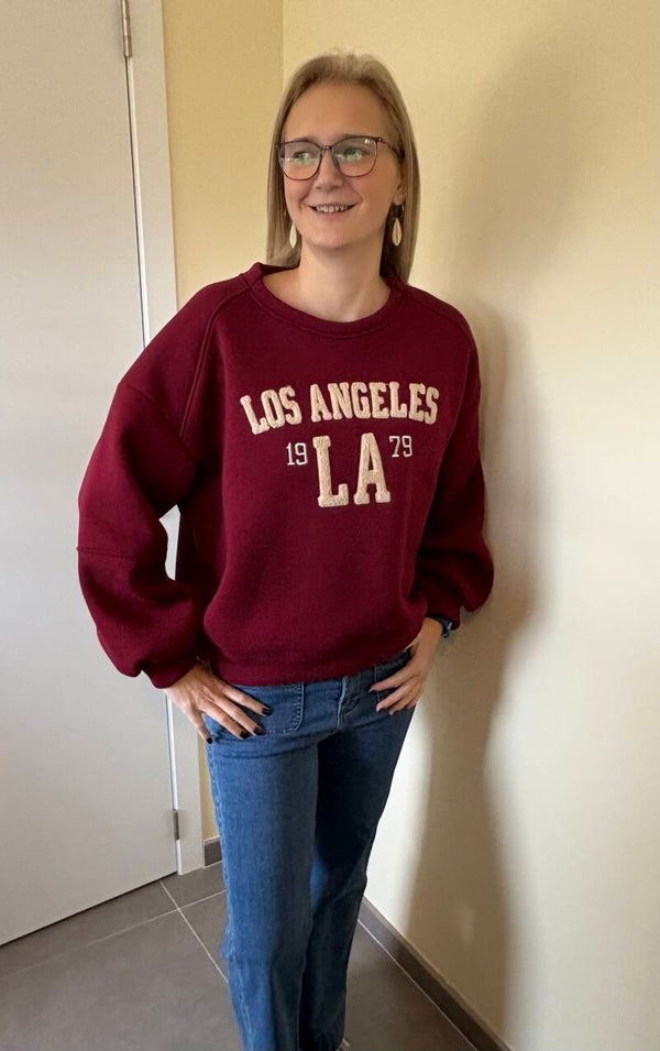 Bordeaux sweater (Los Angeles)