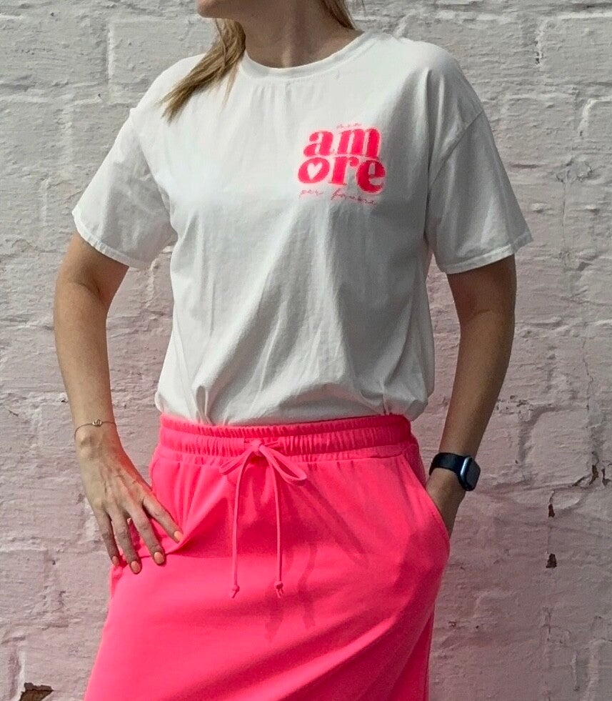 Tshirt met opschrift op rug