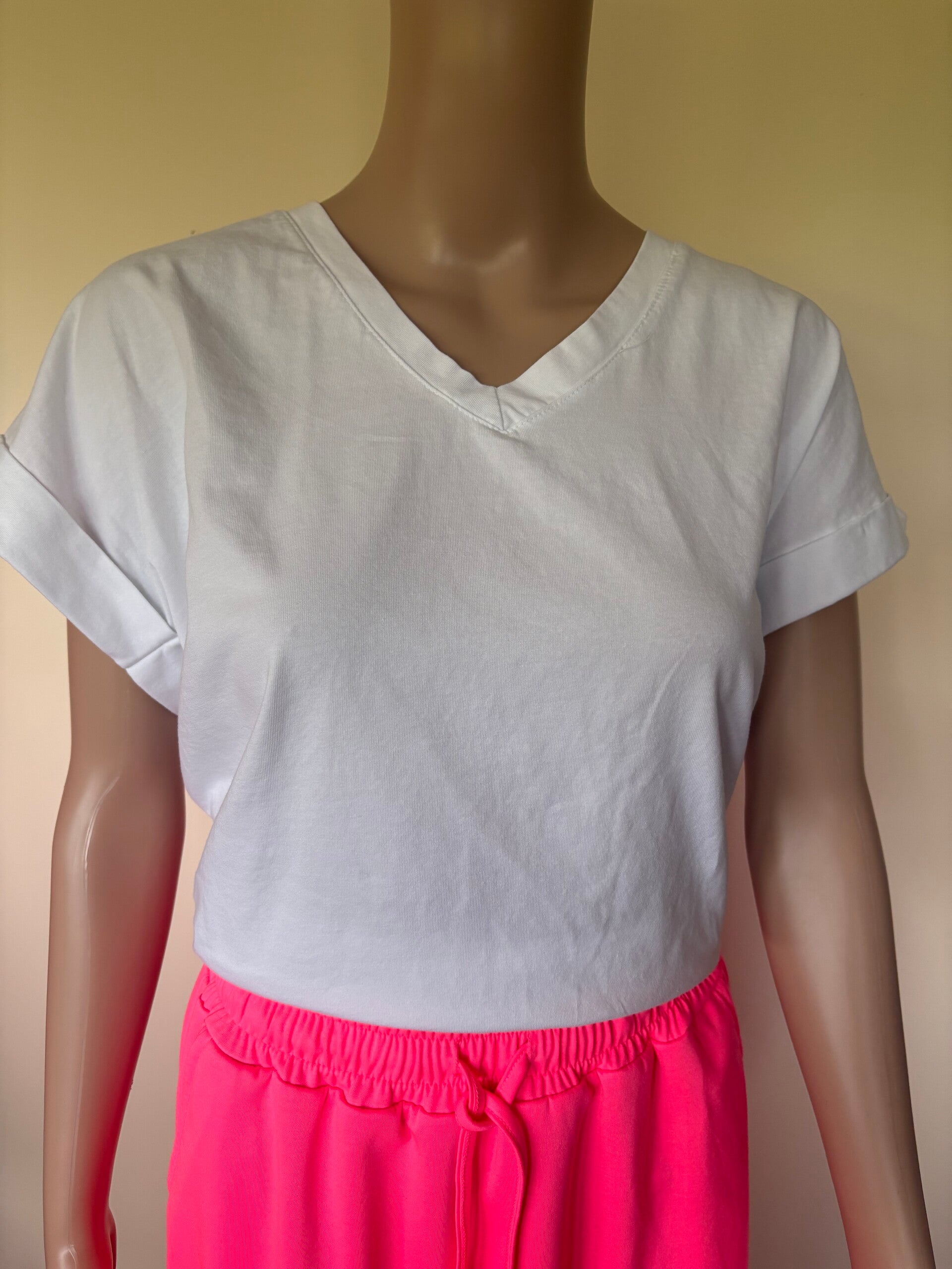 Basic witte Tshirt met v-hals