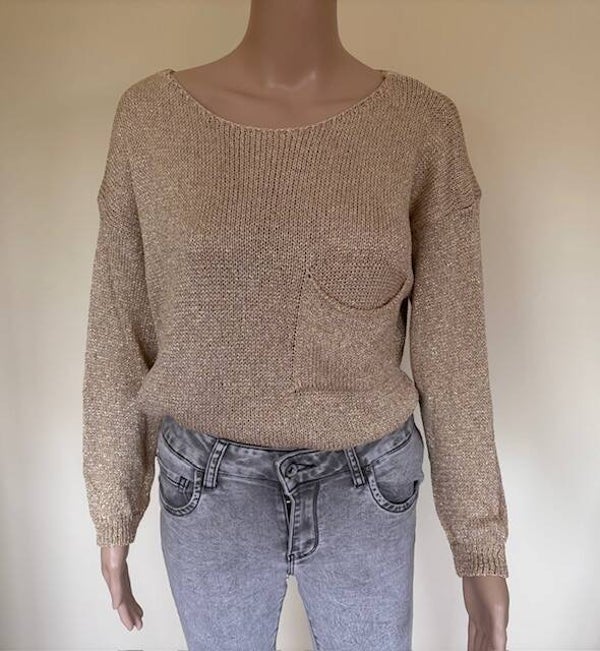 Gouden pull met lurex