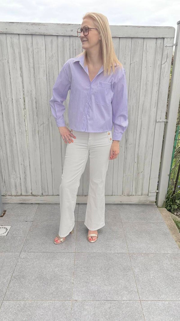 Paarse blouse met fijne witte streep