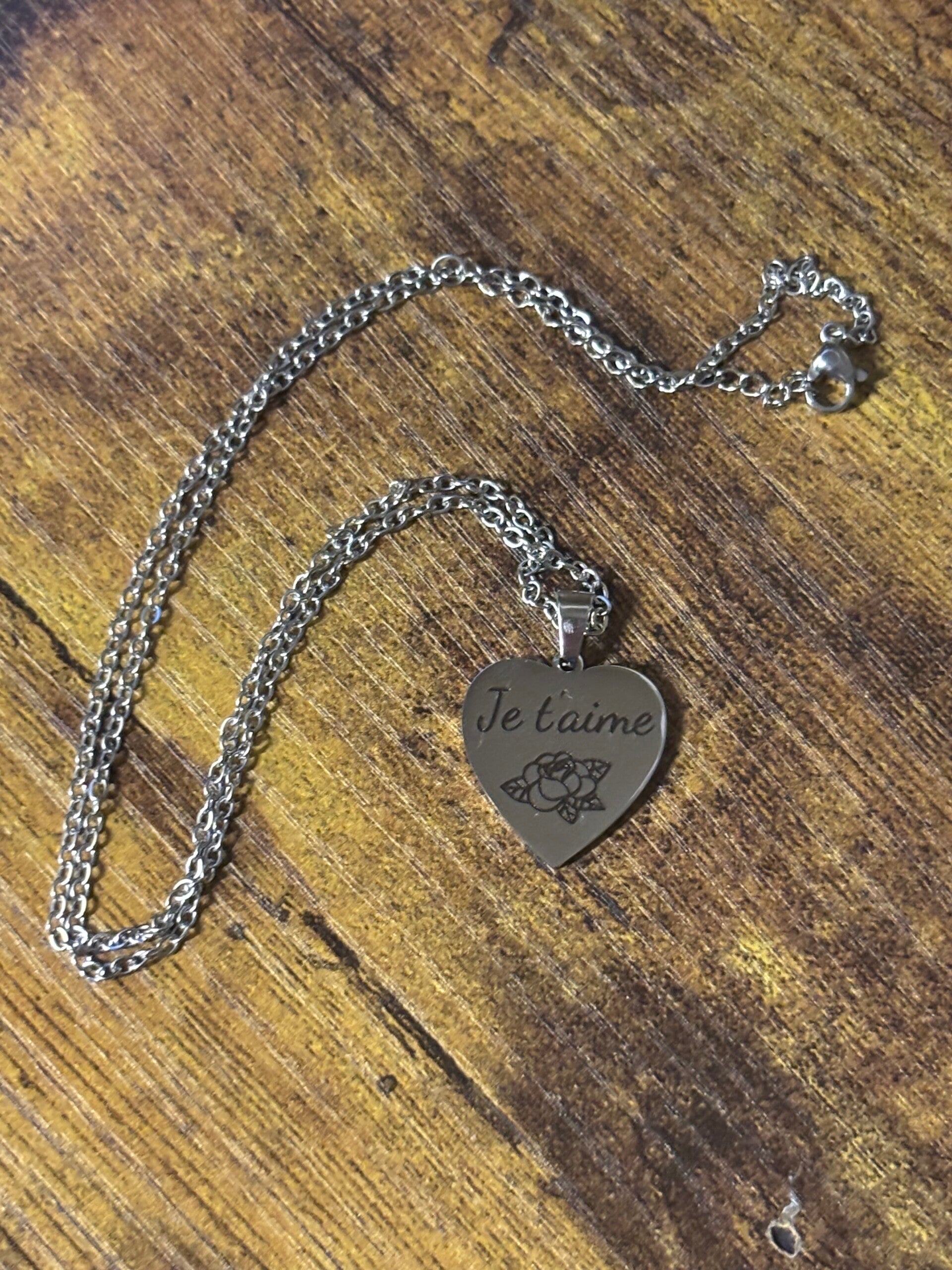 Pendentif Coeur St-Valentin avec sa chaine