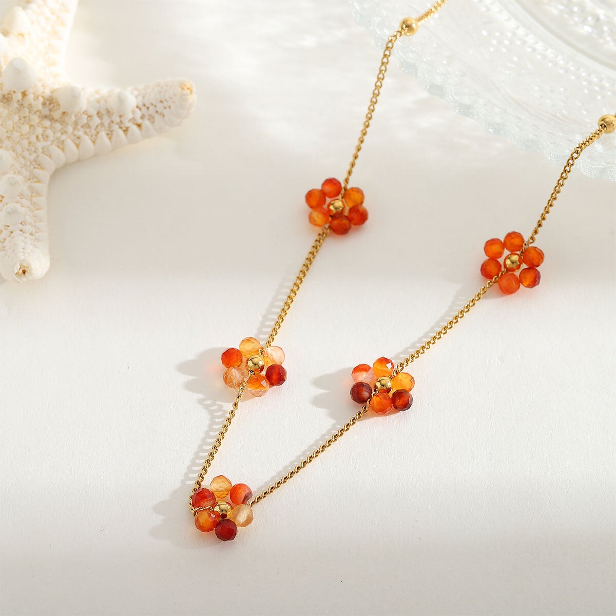 La Chaîne Fleurie Ambrée