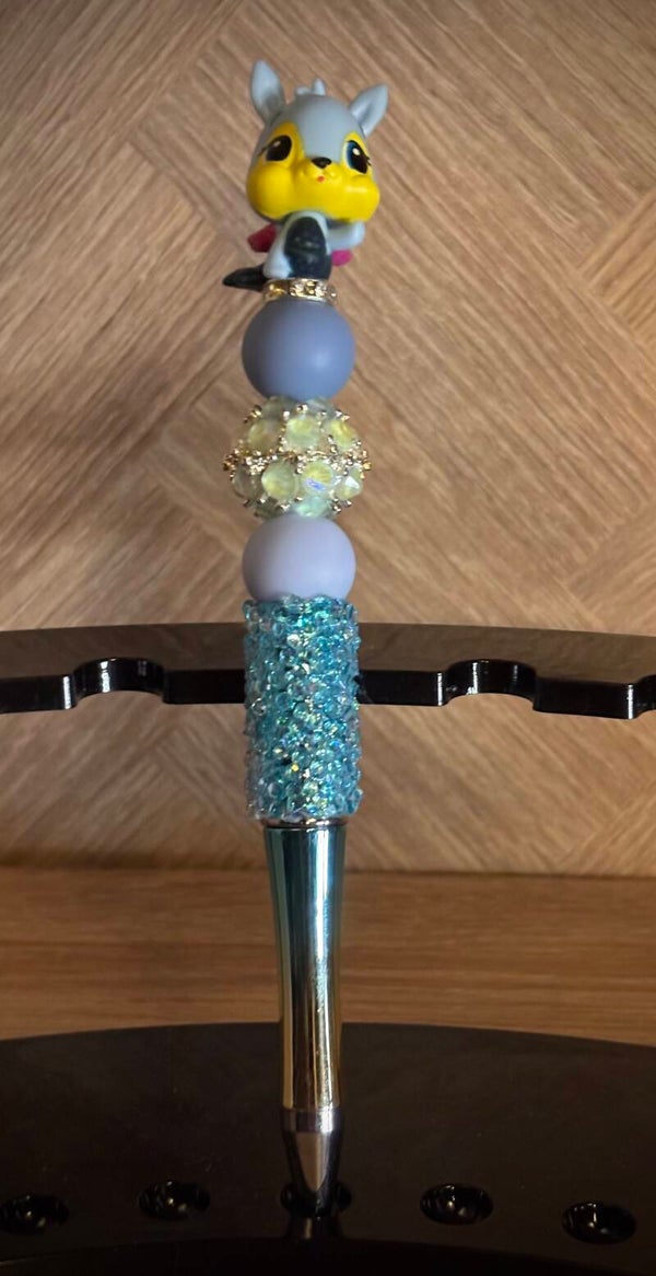 Mankeert met zeemeermin staart