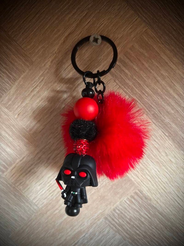 Basic vader met rode pom
