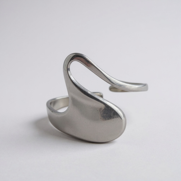 Adjustable Swan Ring