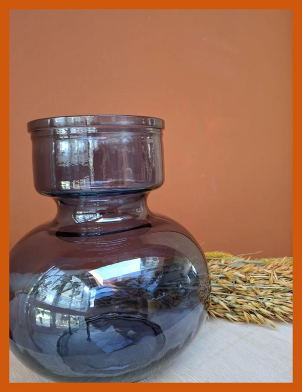 Eco designvaas – bol in blauw gerecycleerd glas