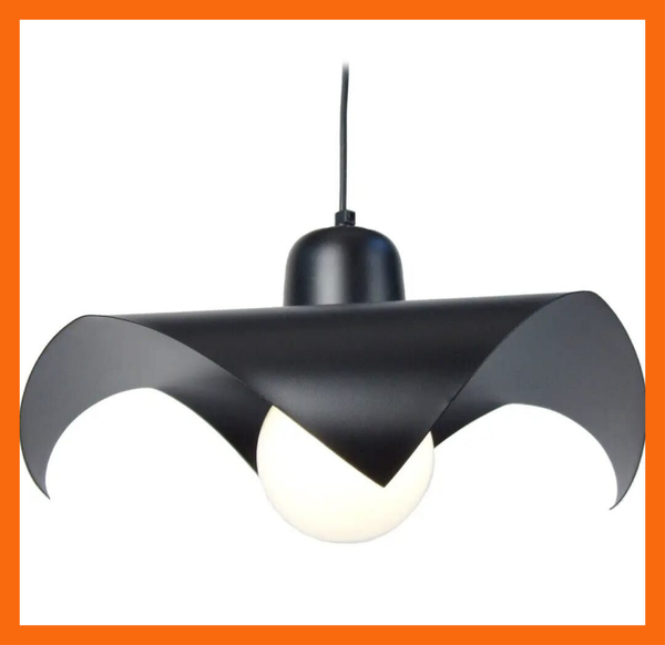 NOIRFORM – Abstracte wandlamp in zwart metaal