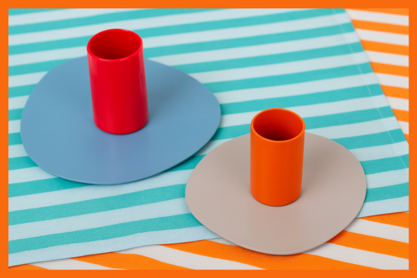Set van 2 Design Kandelaars – Metaal | Rood & Oranje