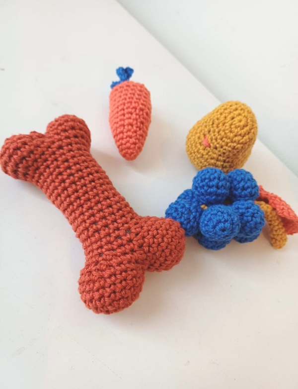 Set van 4 gehaakte speeltjes voor katten – Made by Bolletje van katoen