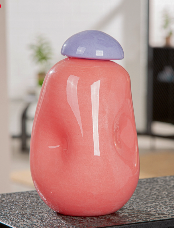 Candy Vase – Glossy Roze Design Vaas met Paarse Touch