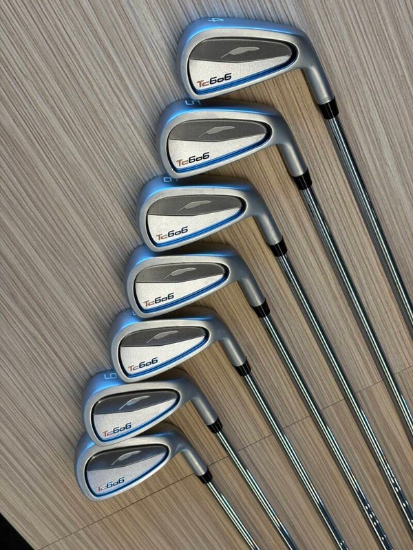 Fourteen golf ijzerset  PW - IJ4