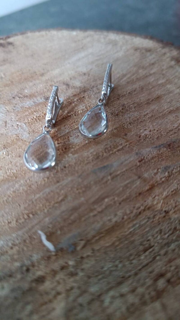 Ooorbellen ( zirkonia steentjes )