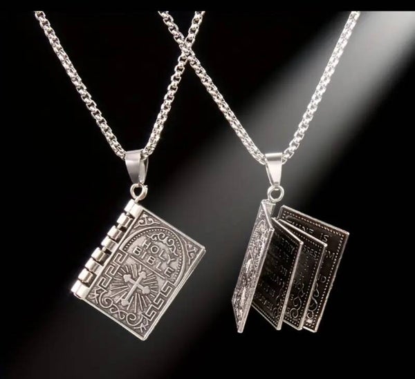 Halsketting ( holy bible)