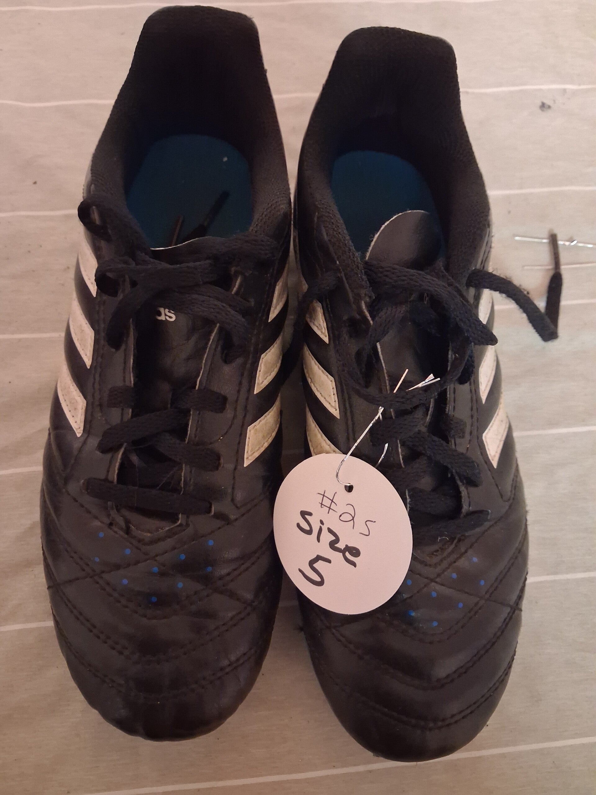 Cleats Size 5
