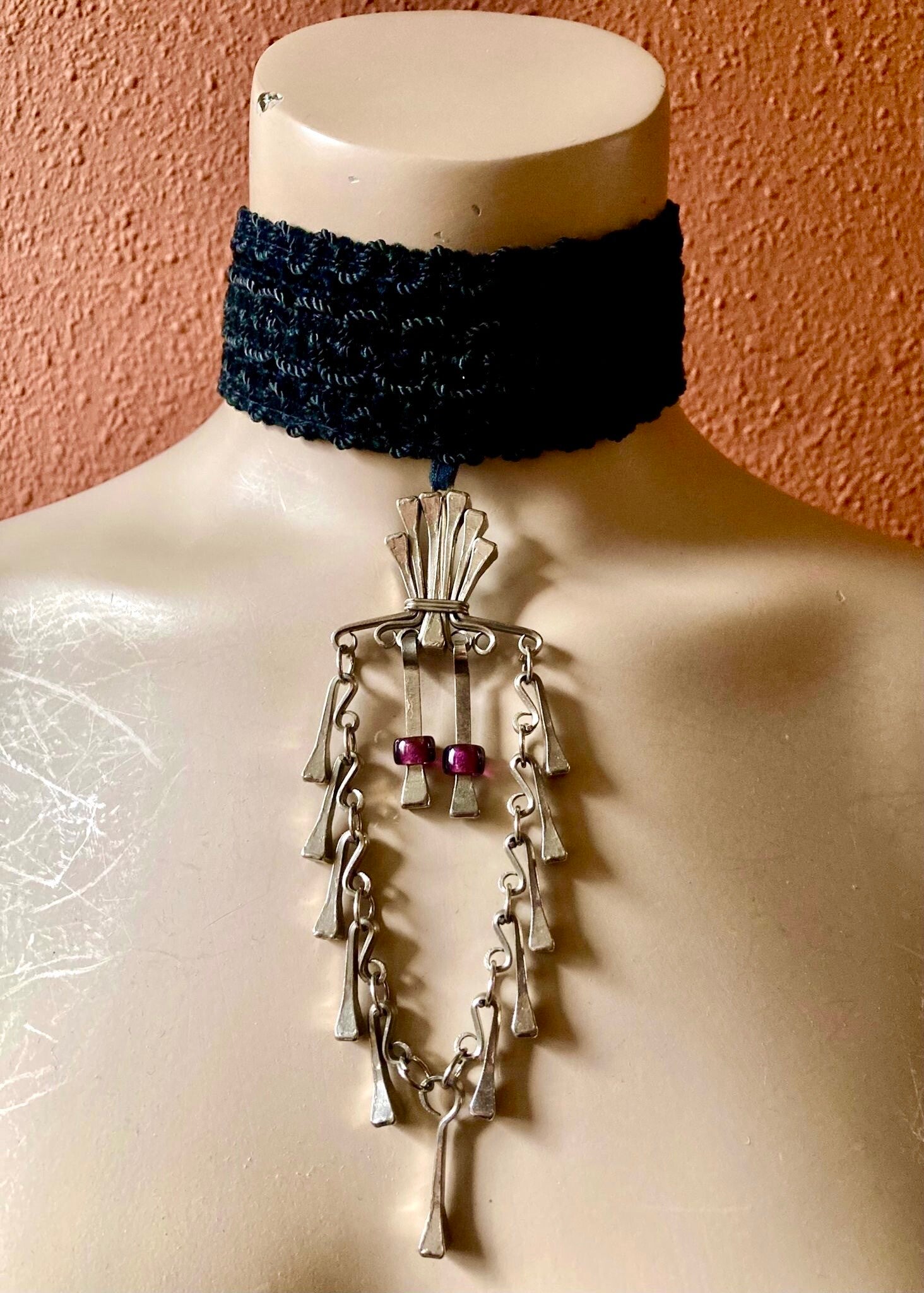 Bonsoir Saar vintage remade choker #62