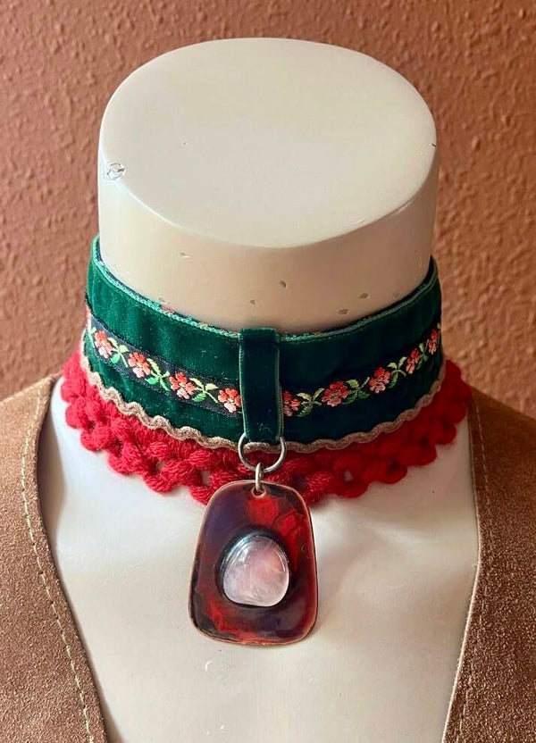 Bonsoir Saar vintage remade choker #9