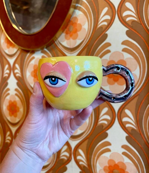 Groovy horsey mug