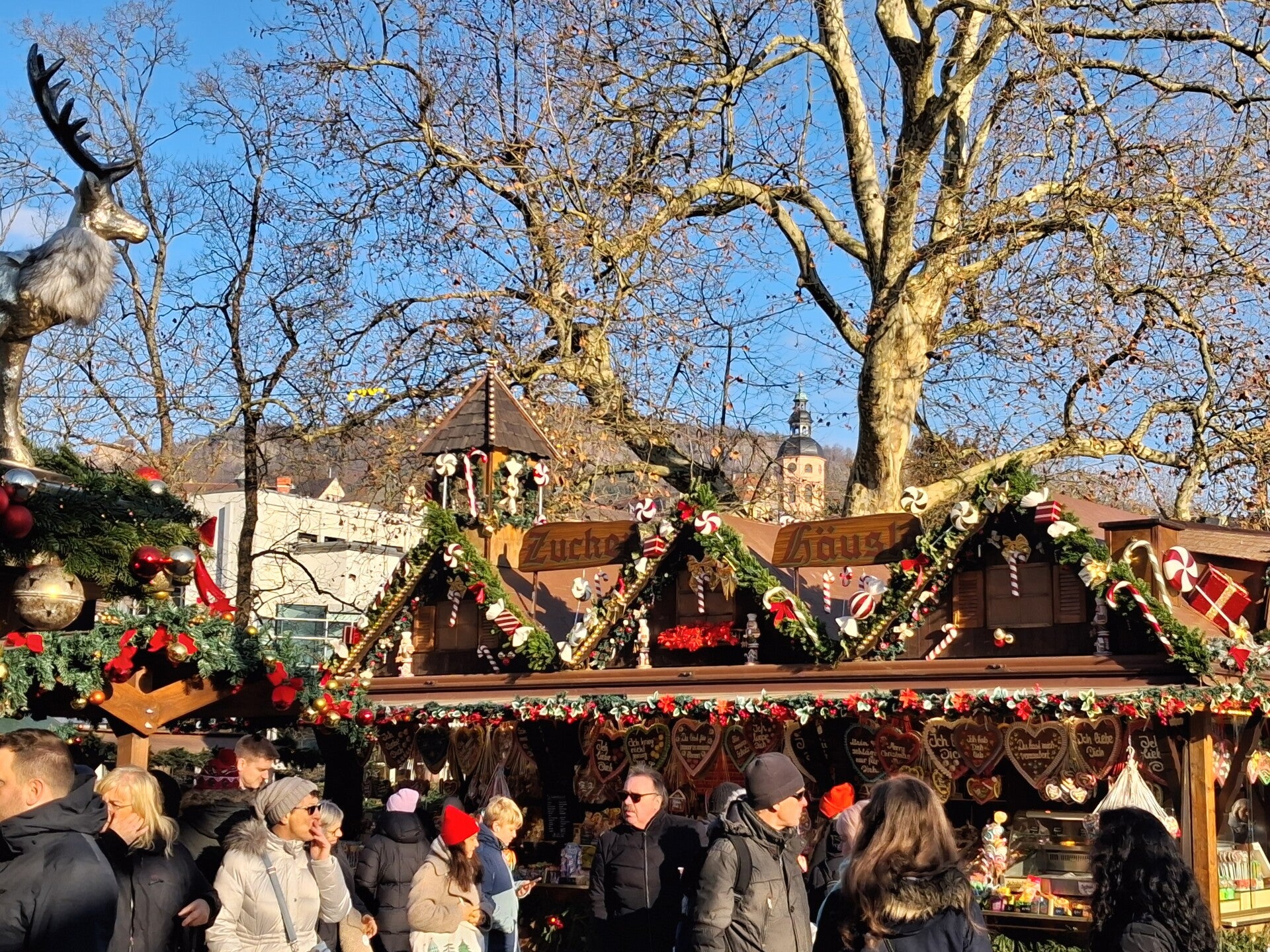 Einer der wunderschönen Weihnachts- und Christkindlesmärke imm Murgtal, Baden-Baden, Karlsruhe, Gernsbach mit Zuckerwerk, Grühwein, badischen Spezialitäten, Kunsthandwerk und Musik