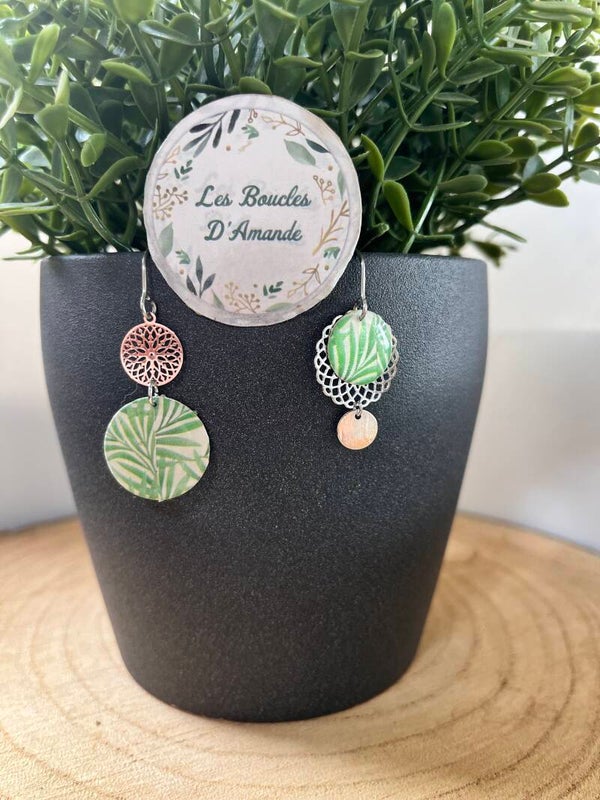 Asymétrique feuillage argenté