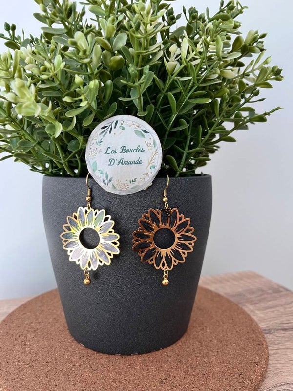 Boucles fleurs noires dorées