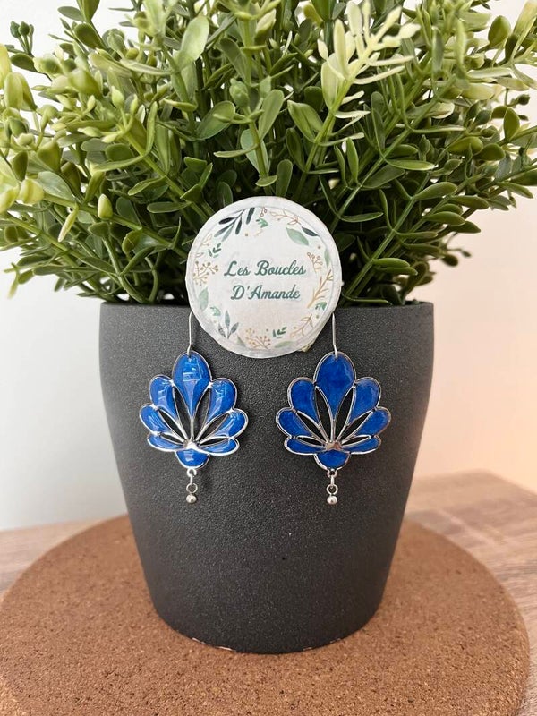 Boucles acier bleutées argentées