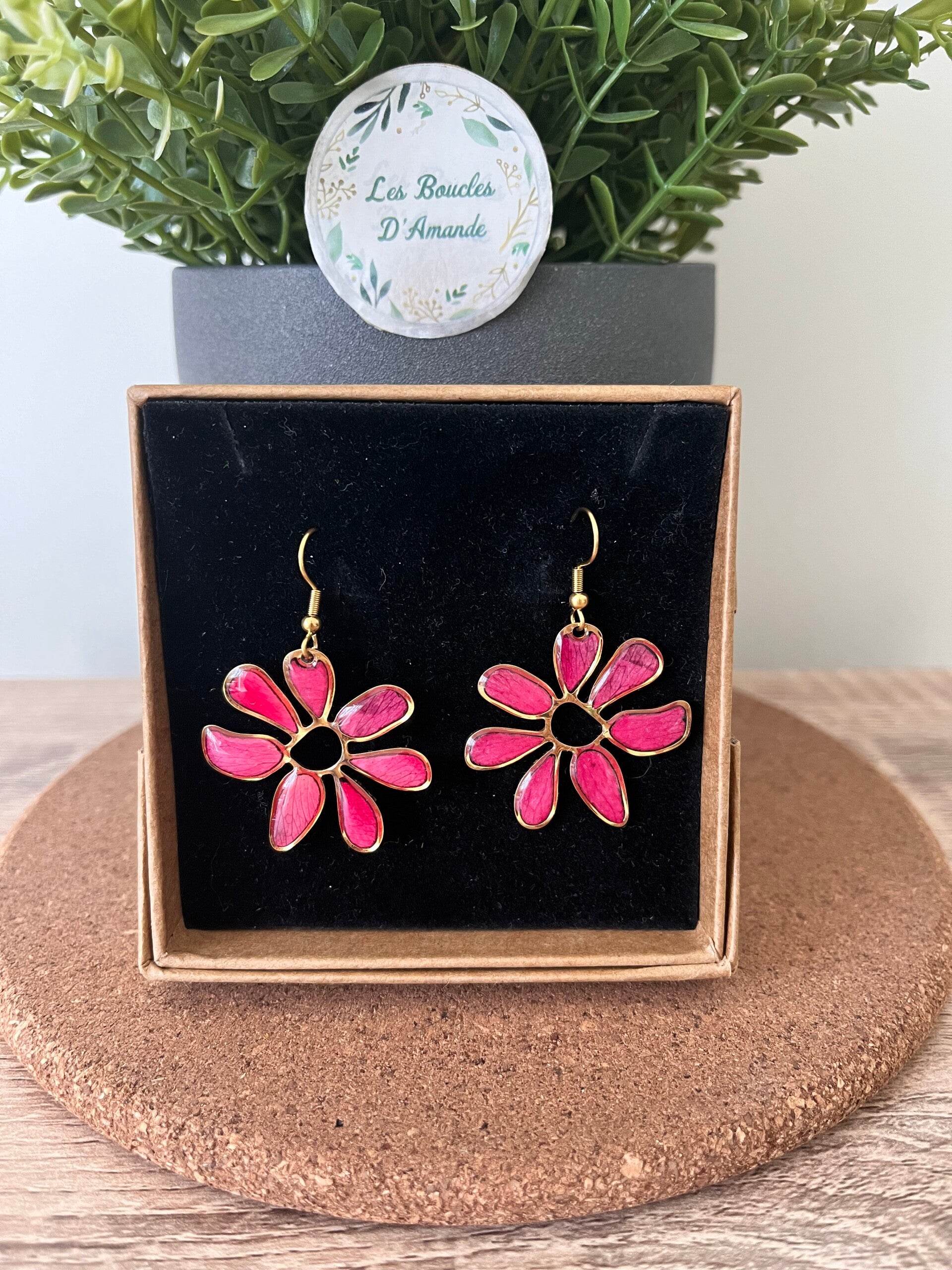 Boucles fleurs pétale de rose dorée