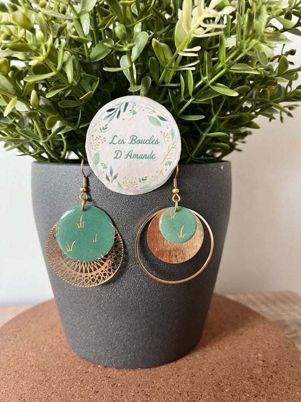 Asymétrique vert émeraude doré