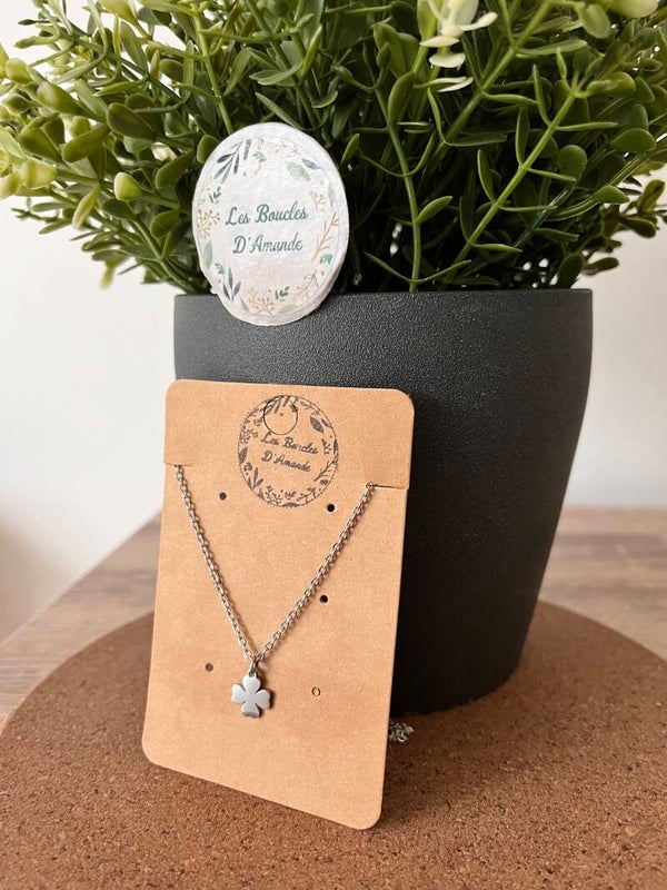 Collier trèfle argenté