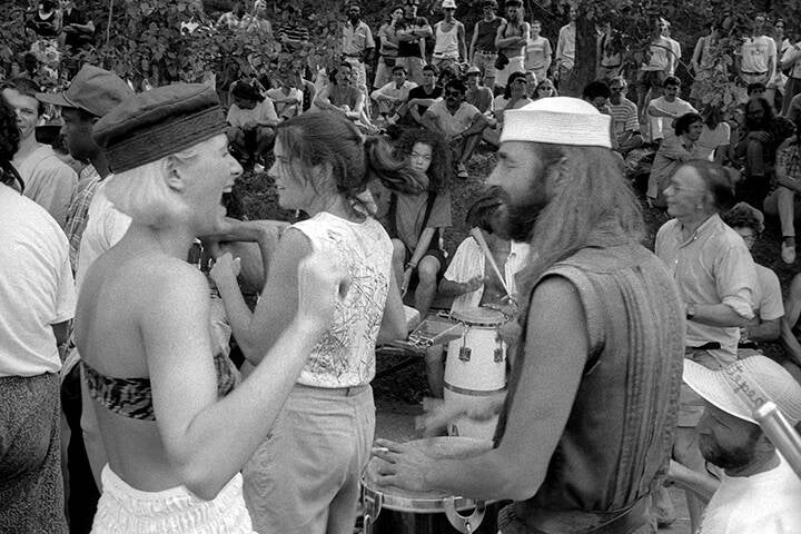 TAM-TAMS, PARC DU MONT-ROYAL, MONTRÉAL, QUÉBEC, CANADA.