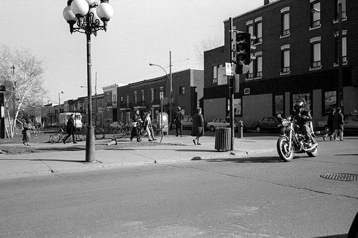 EVERYTHING IS A PICTURE: STREET PHOTOGRAPHY