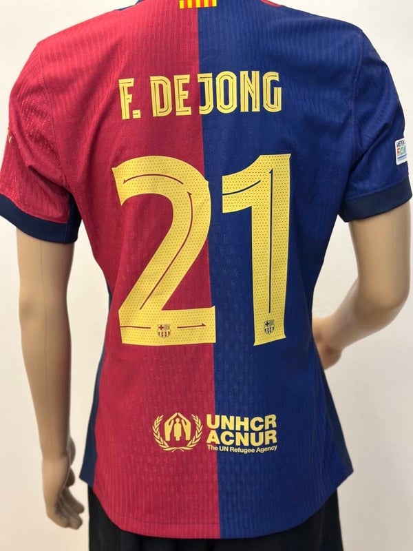 Shirt match issue frenkie de jong home 2024/2025 UCL