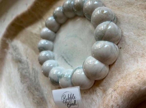 Bespoke resin bubble tray