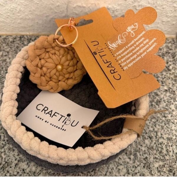 craftibu-website_testimonials-wall_feedback-fuzzy-round-tray-launch-gift-square-standard.jpg