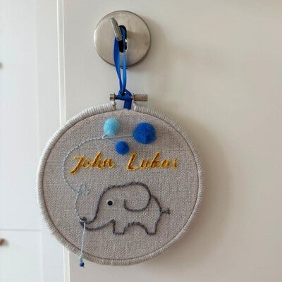 craftibu-website_testimonials-wall_feedback-welcome-baby-hoop-name-square-standard.jpg