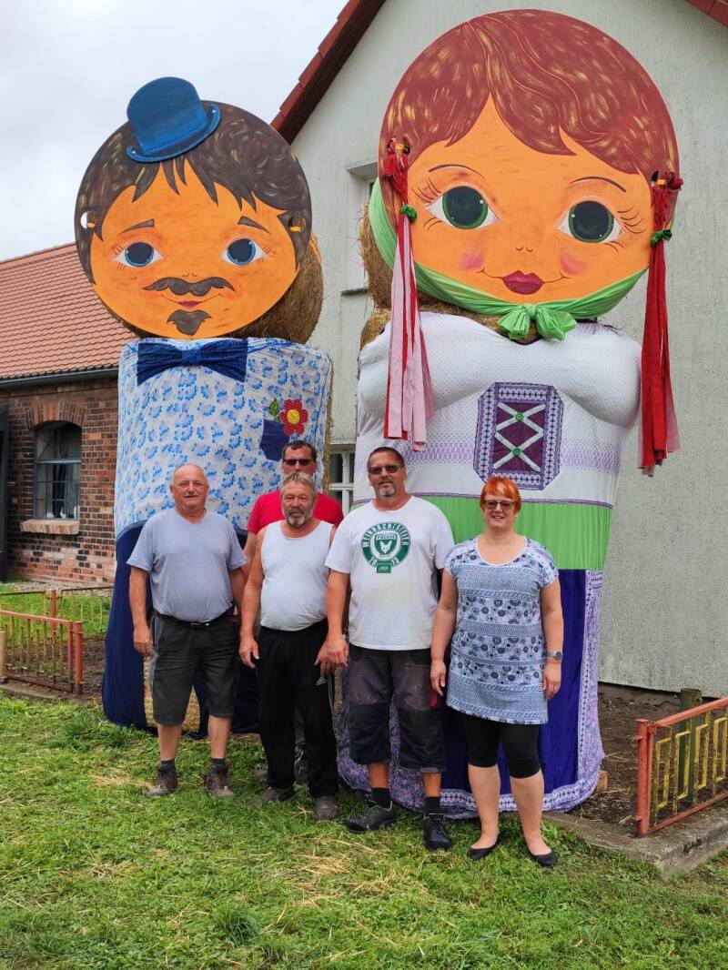 Strohpuppen Gemeindehaus, Dorffest Kerkow, Erntefest Kerkow