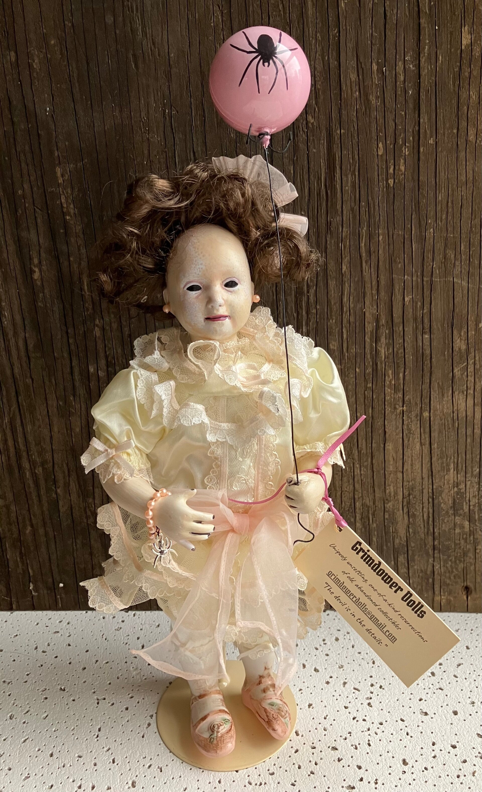 "Pearl Likes Pink (and Spiders)"