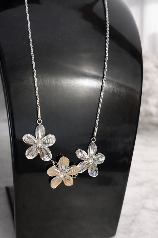 Collier fleur
