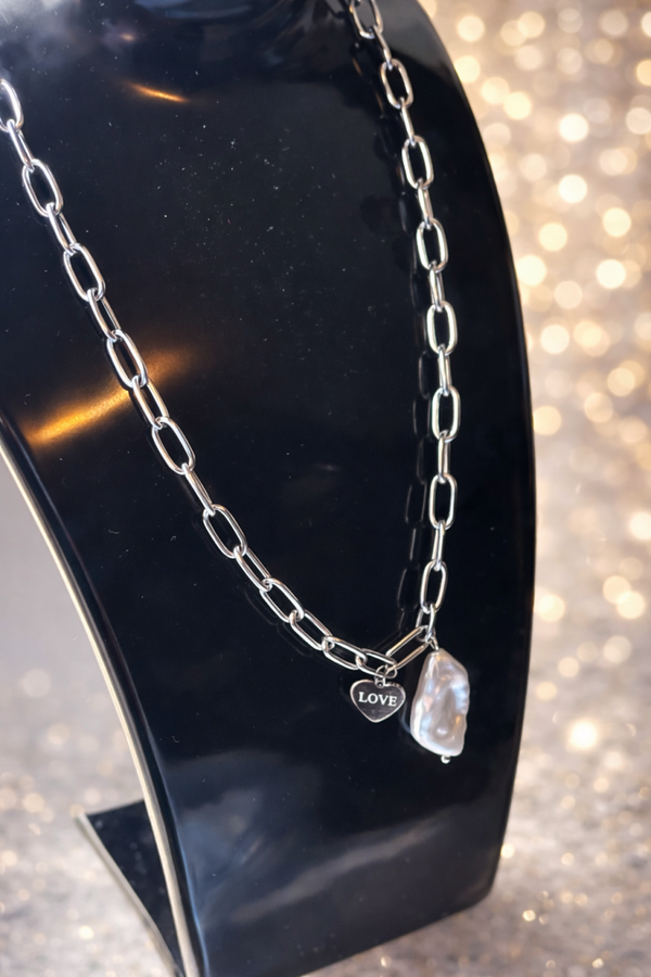 Collier love