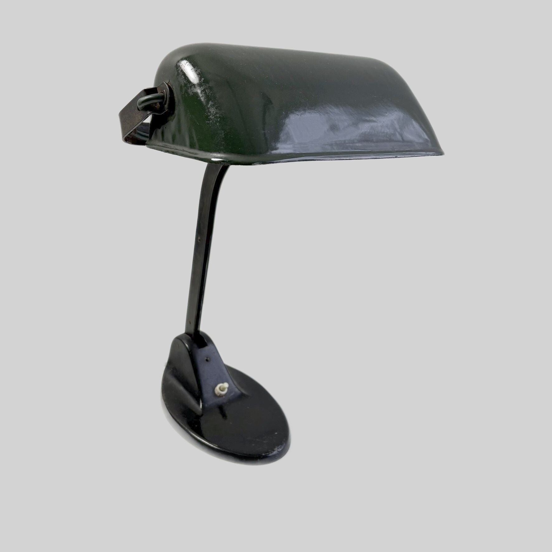 Viktoria Enamel Bankers Lamp 1930ies