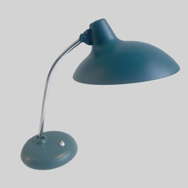 Kaiser Idell 6786 desk lamp